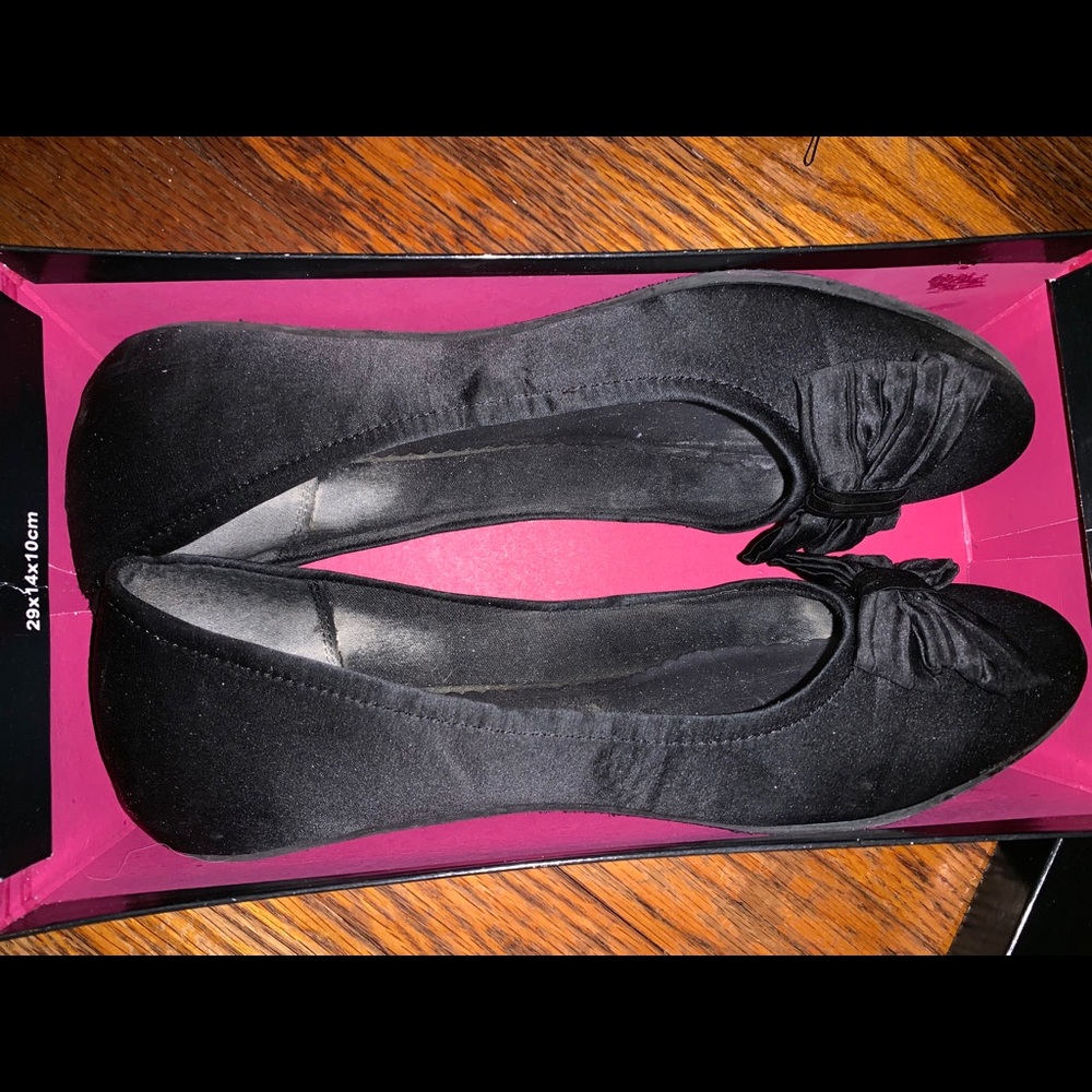 Women flats